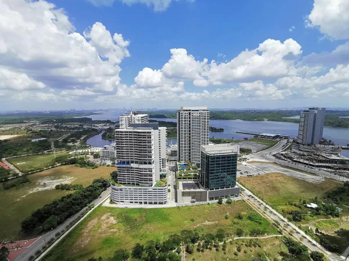 Almas Puteri Harbour Johor Bahru Cosy 5 Min To Legoaland Medini Near 2nd Link By Homespace Iskandar Puteri