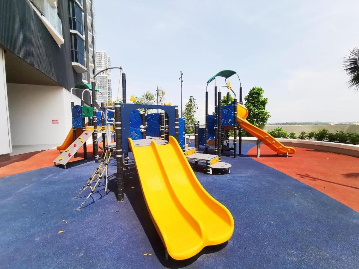 Almas Puteri Harbour Johor Bahru Cosy 5 Min To Legoaland Medini Near 2nd Link By Homespace Iskandar Puteri