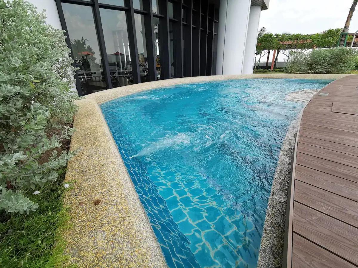 Apartment Almas Puteri Harbour Johor Bahru Cosy 5 Min To Legoaland Medini Near 2nd Link By Homespace Iskandar Puteri