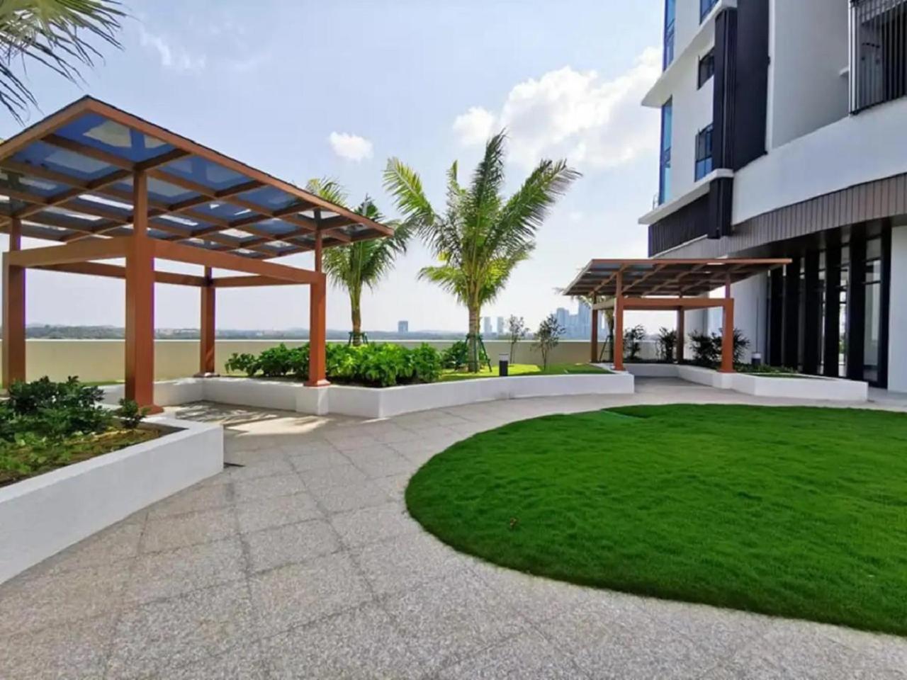 Almas Puteri Harbour Johor Bahru Cosy 5 Min To Legoaland Medini Near 2nd Link By Homespace *
